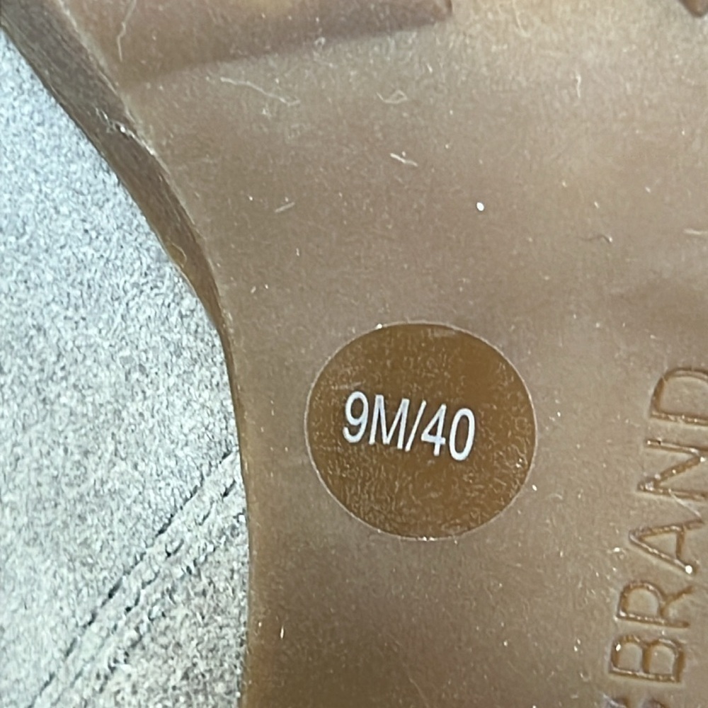 Lucky Brand Noryn Boot Womens US 9 Eu 40 Gray Suede Side Zip - Picture 10 of 15